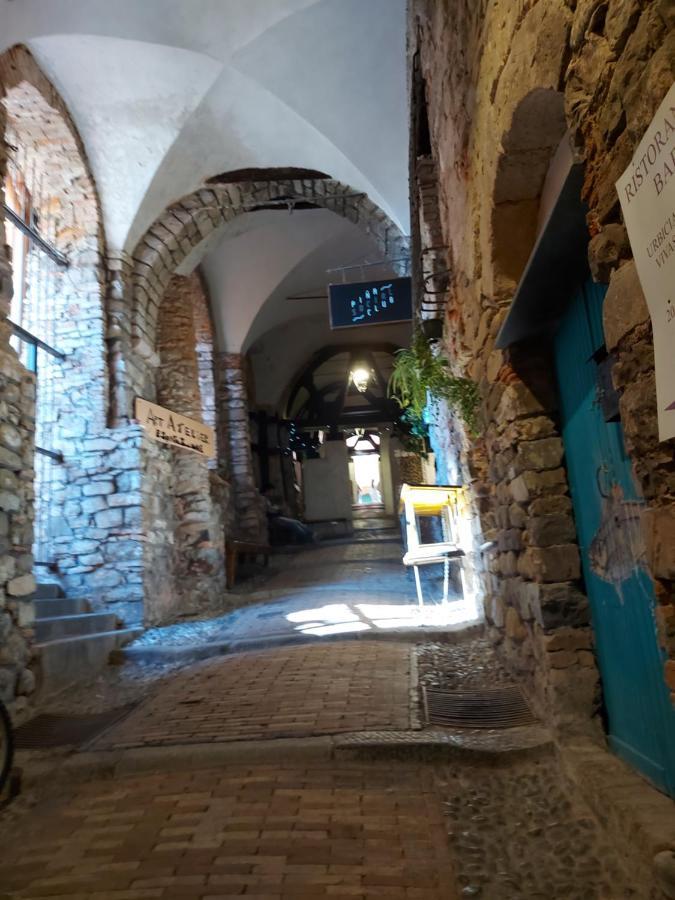 Apartamento La CAVE MEDIEVALE DE San Remo Exterior foto